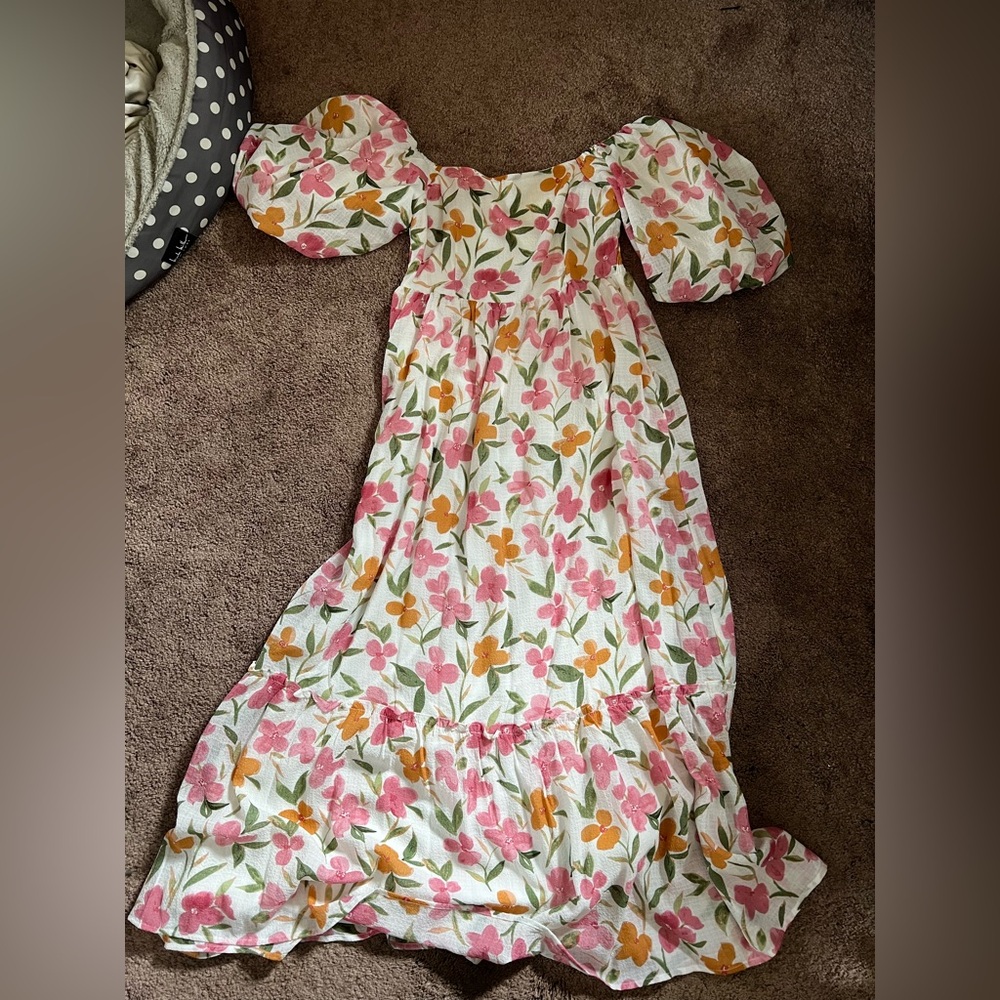 ✨sold✨Sweet Lemons Puff Shoulder Tea Length Flowy Floral Dress